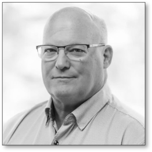 Headshot Bill Kumm