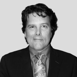 Headshot Andy Greig Bw